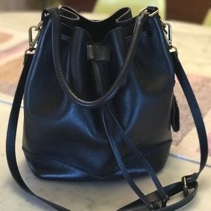 Used Madewell Lafayette bucket bag.